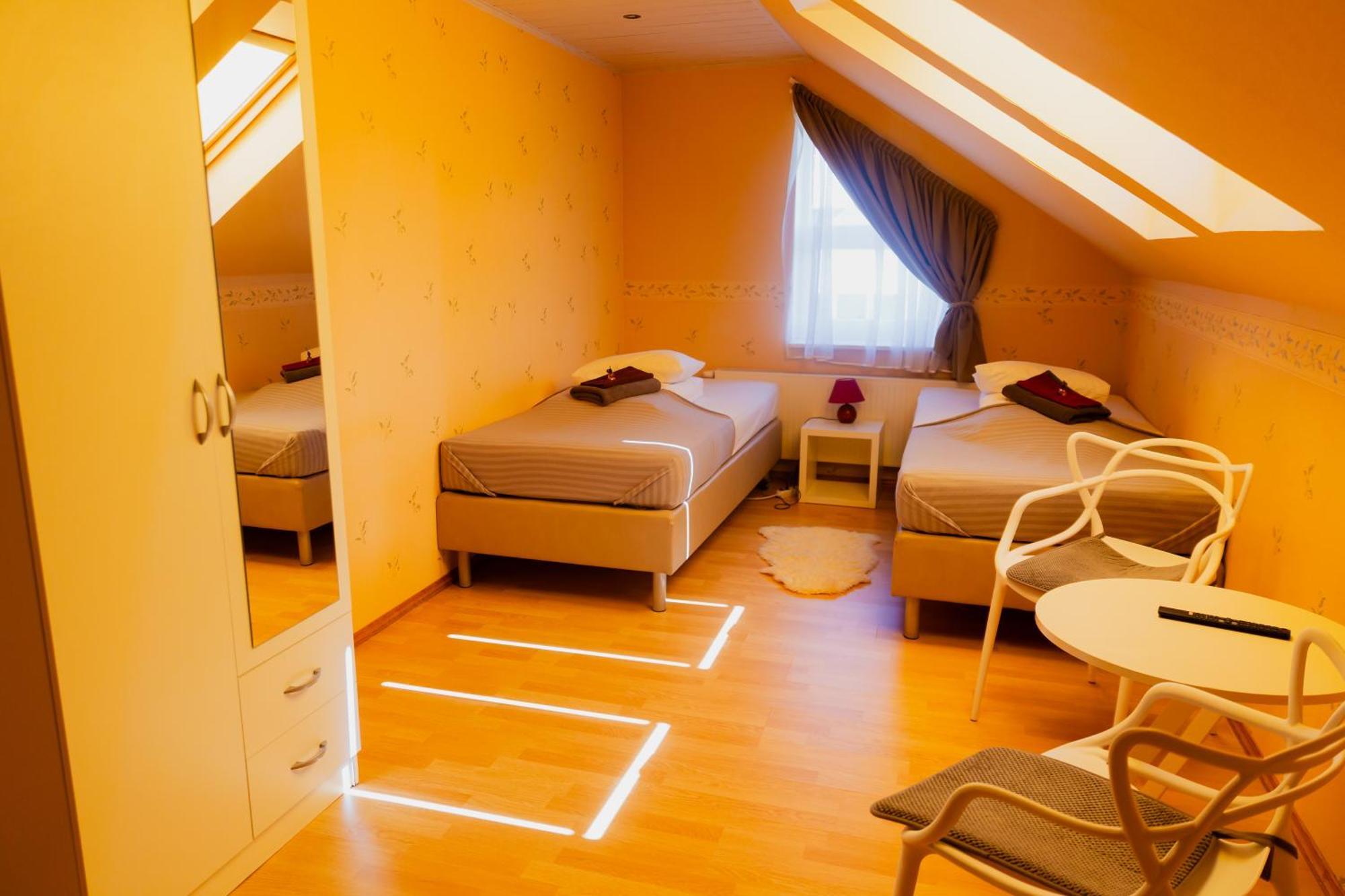 Konrad Family Guesthouse Kuressaare Szoba fotó
