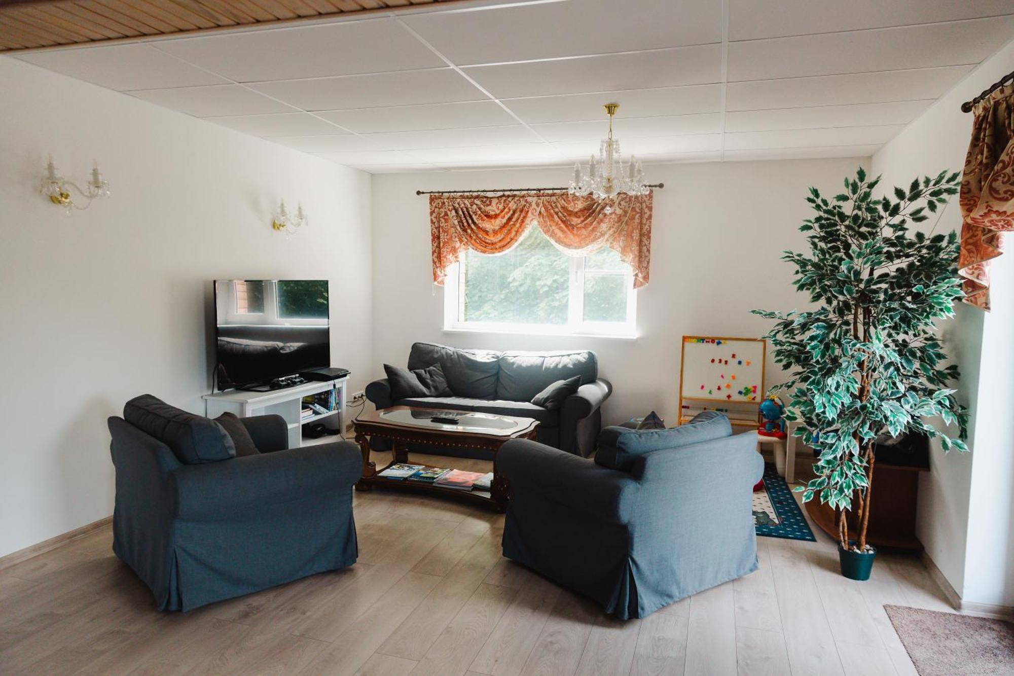 Konrad Family Guesthouse Kuressaare Kültér fotó
