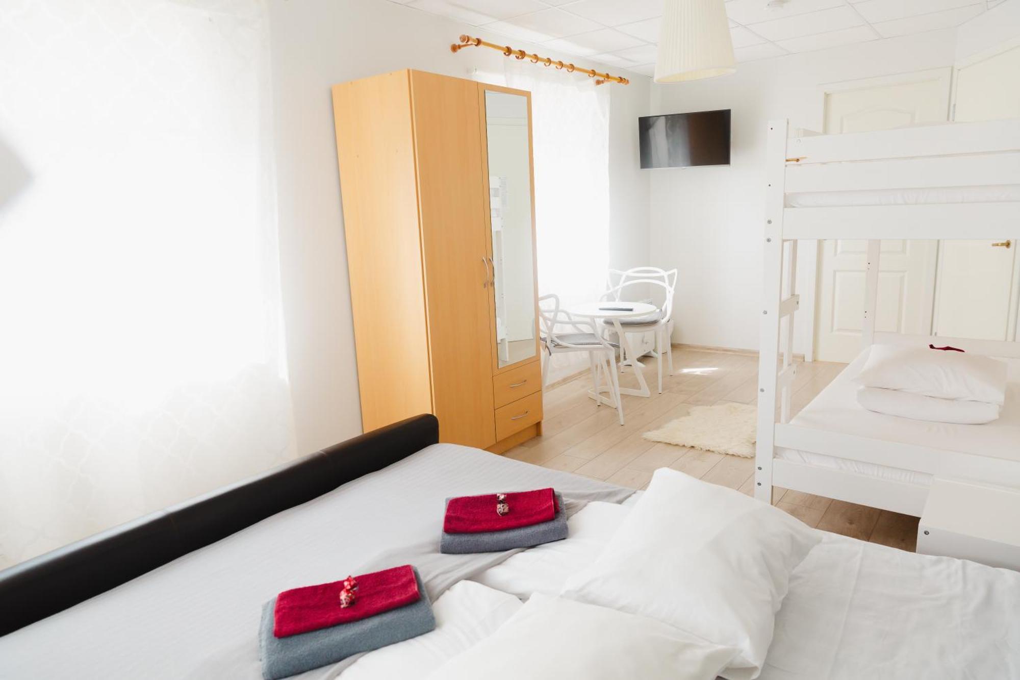Konrad Family Guesthouse Kuressaare Kültér fotó